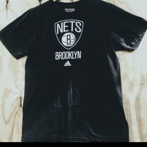 Adidas "Brooklyn Nets" Men's Logo T-Shirt